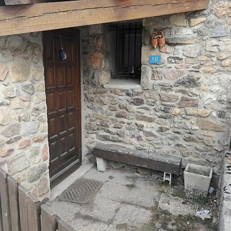 Maisonnette Au Coeur Des Angles Les Angles (Pyrenees-Orientales)